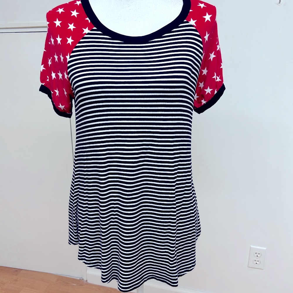 Chris & Carol Stars & Stripes Blouse Size Medium